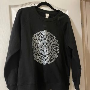 H&M NWT Black with silver design sweatshirt